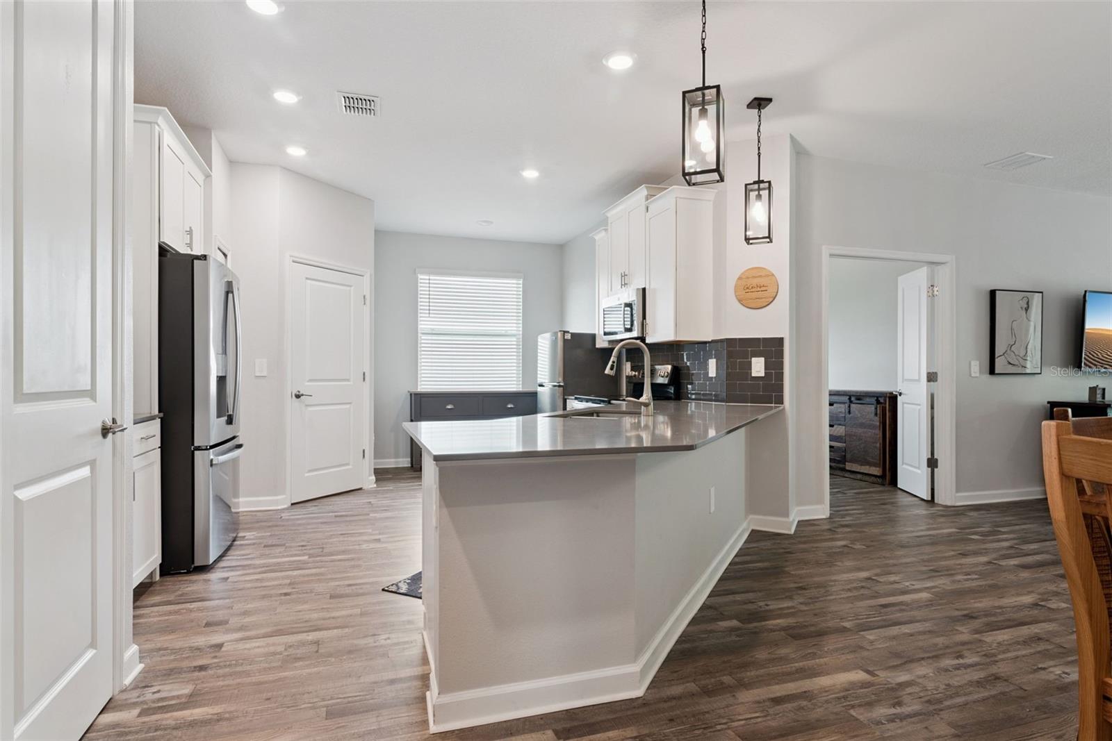 Image 10 of 54 For 2990 Camden Way