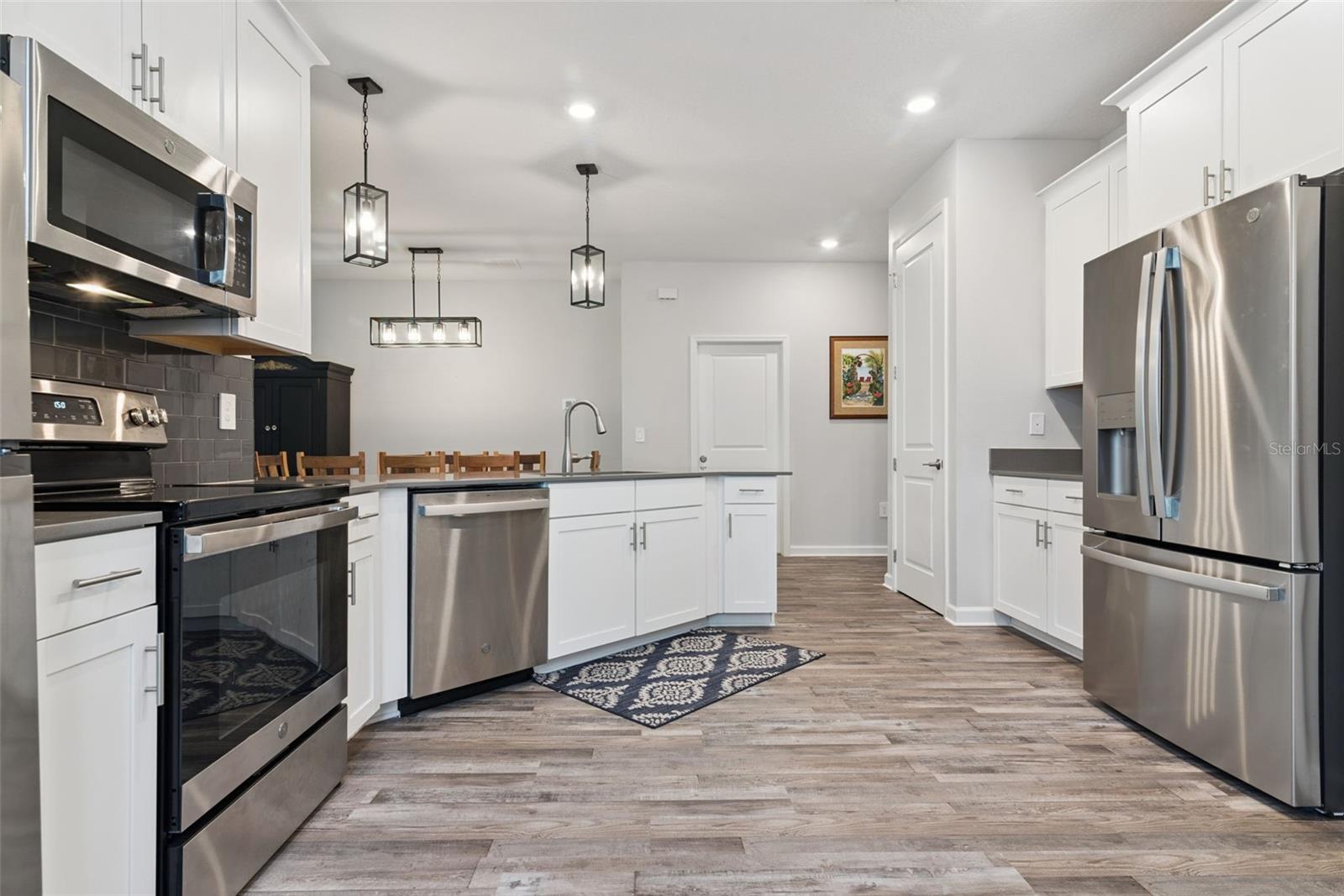 Image 7 of 54 For 2990 Camden Way