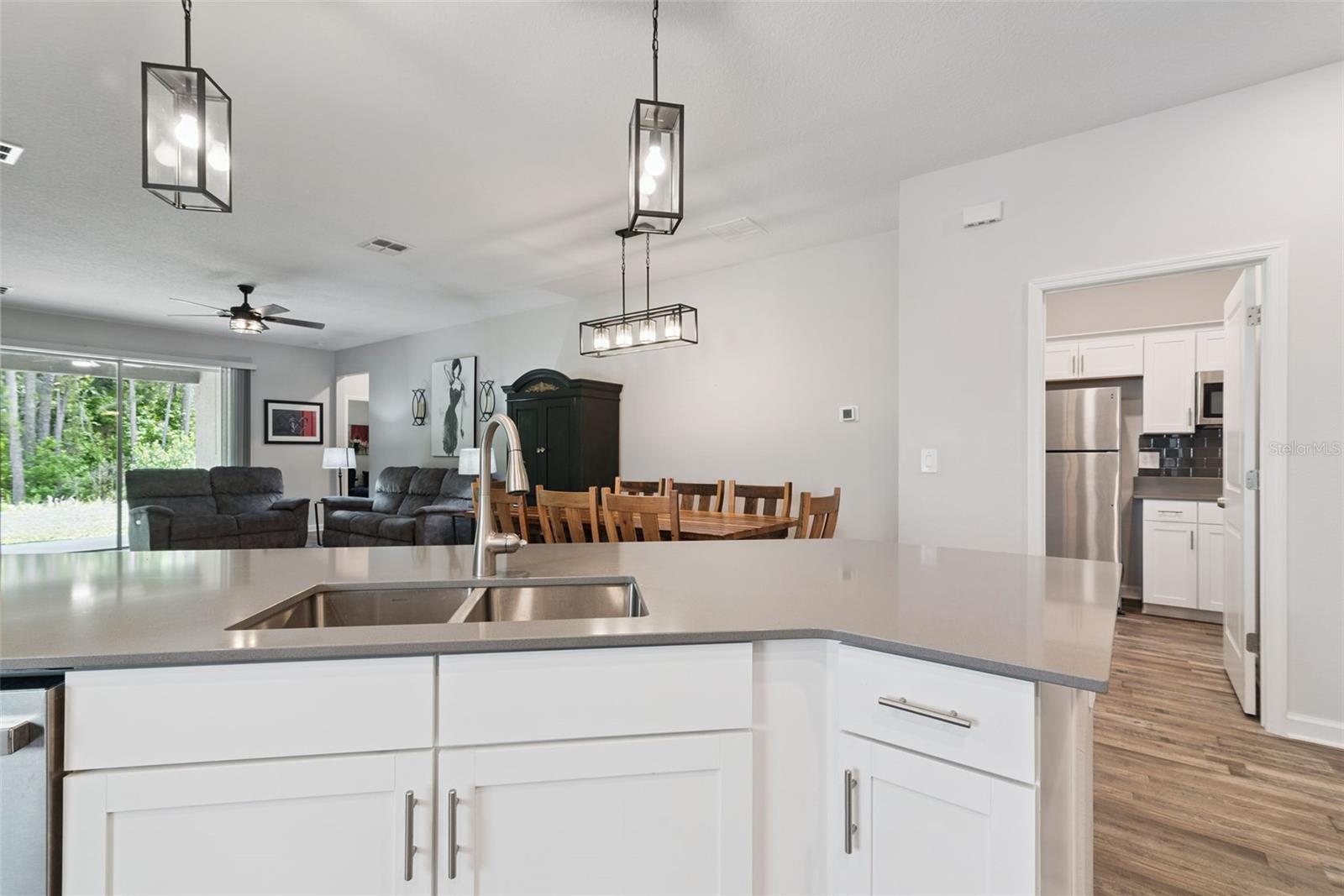 Image 8 of 54 For 2990 Camden Way