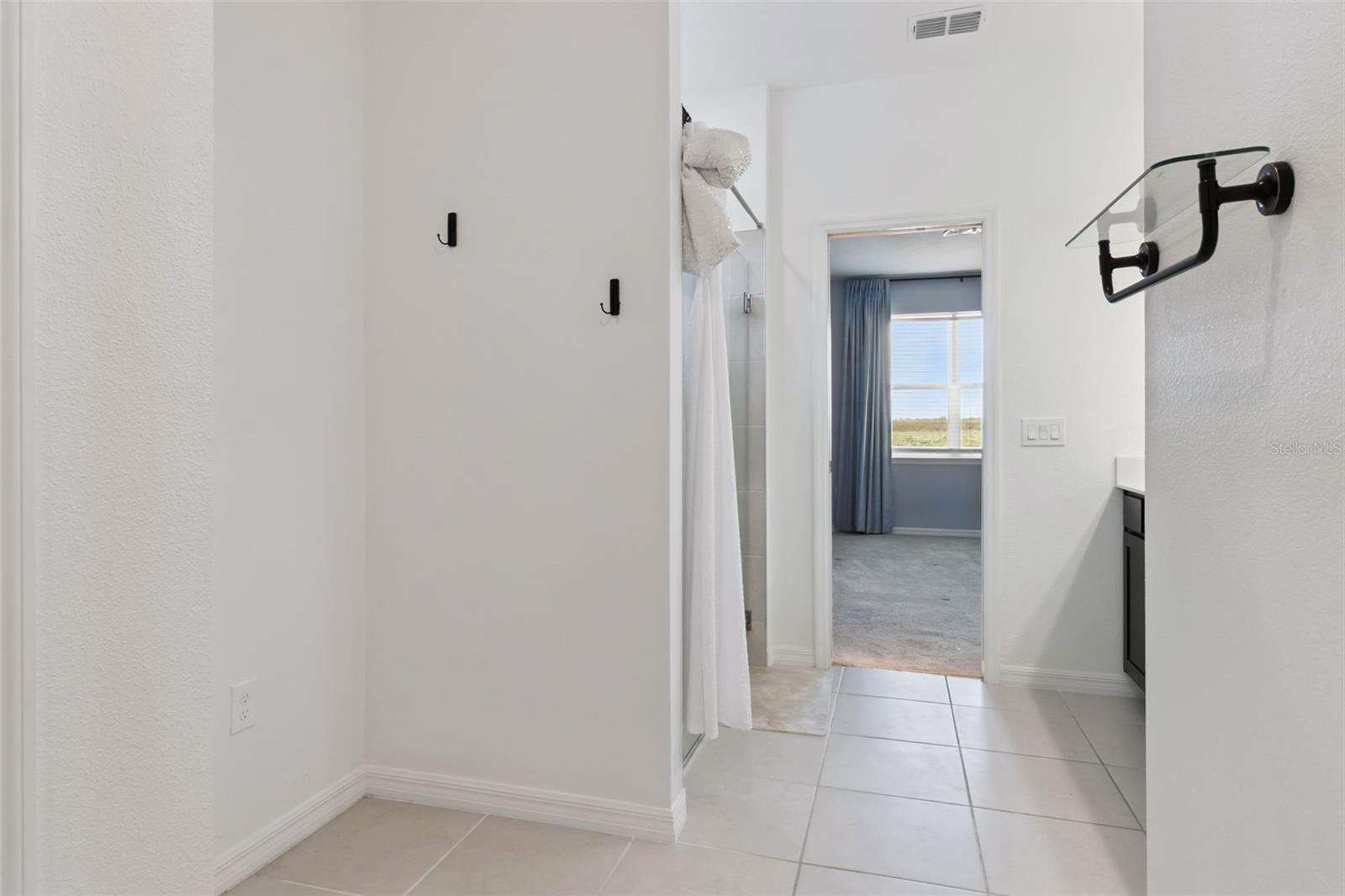 Image 15 of 47 For 732 Longleaf Lane