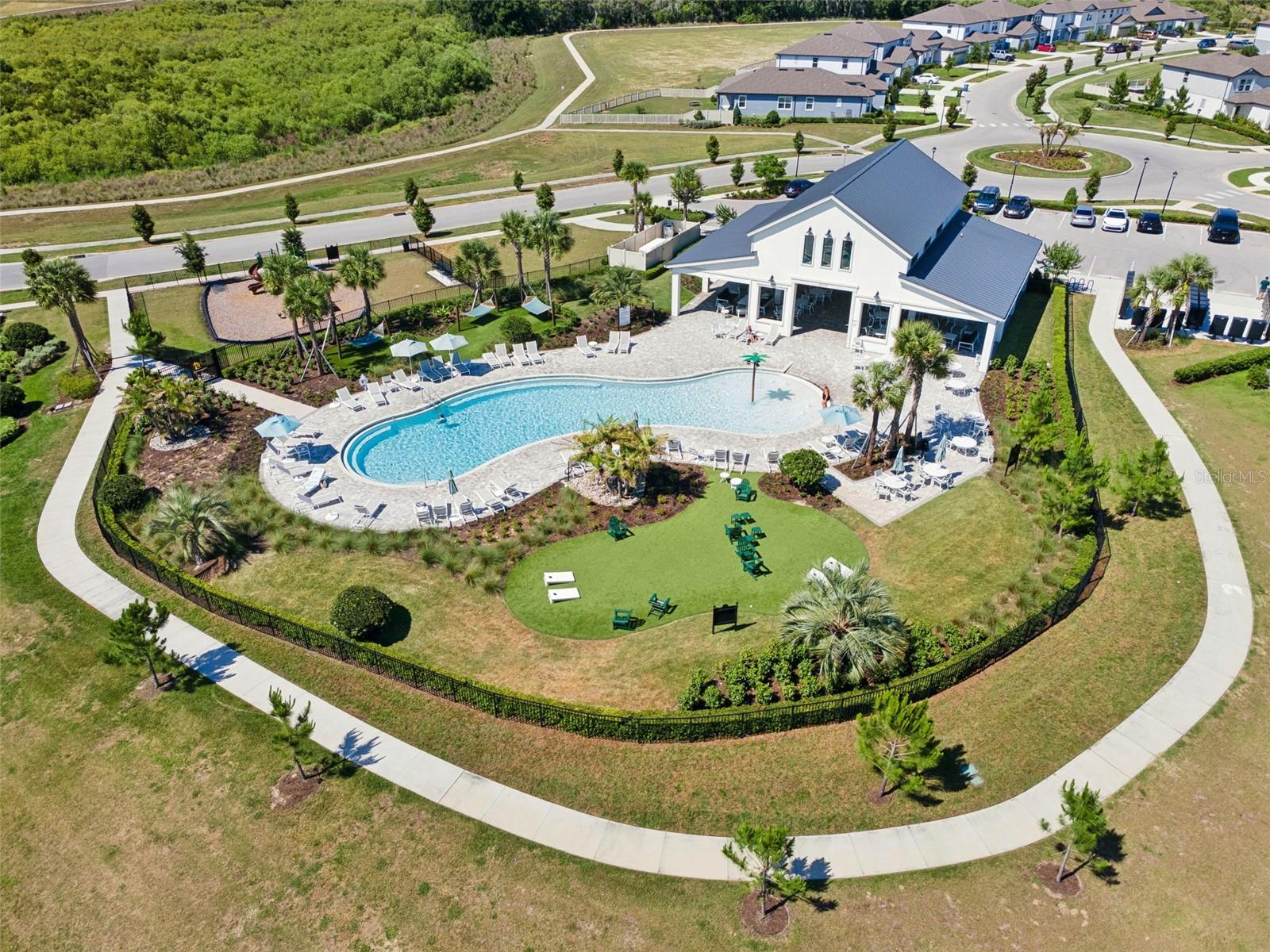 Image 31 of 47 For 732 Longleaf Lane