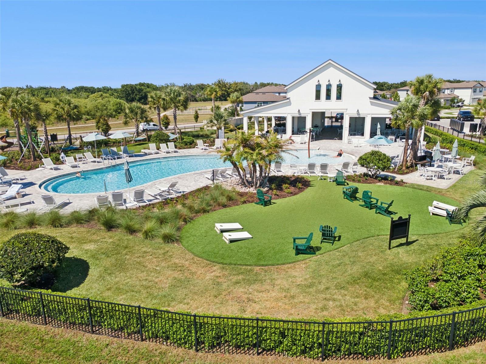 Image 33 of 47 For 732 Longleaf Lane