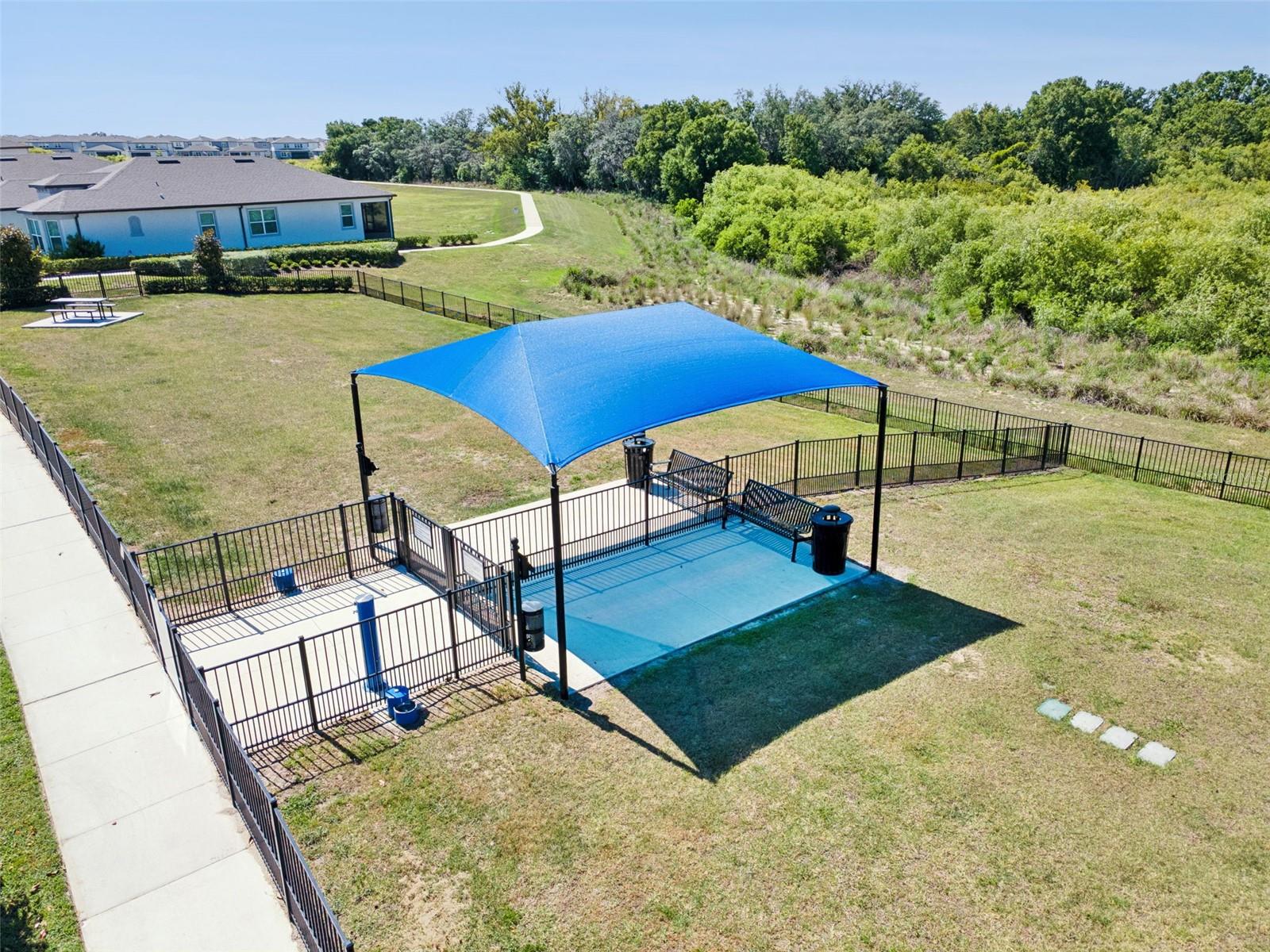 Image 40 of 47 For 732 Longleaf Lane