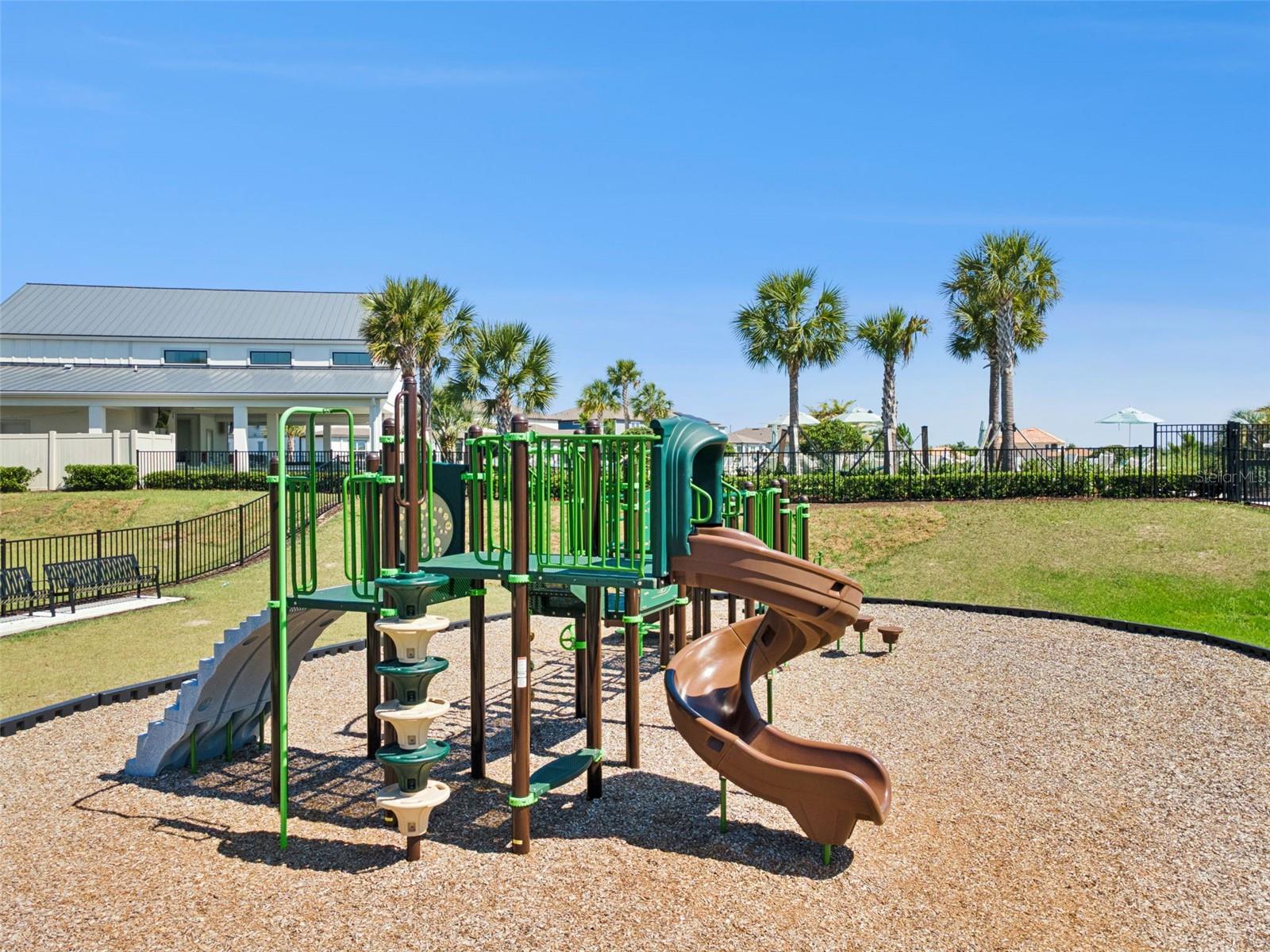 Image 43 of 47 For 732 Longleaf Lane