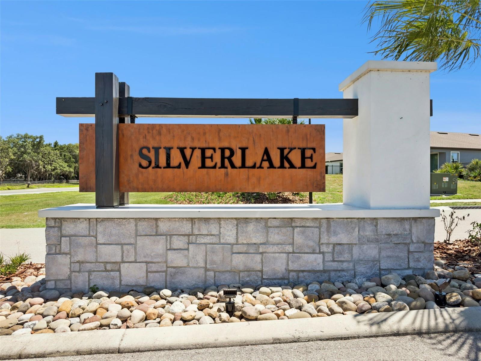Image 44 of 47 For 732 Longleaf Lane