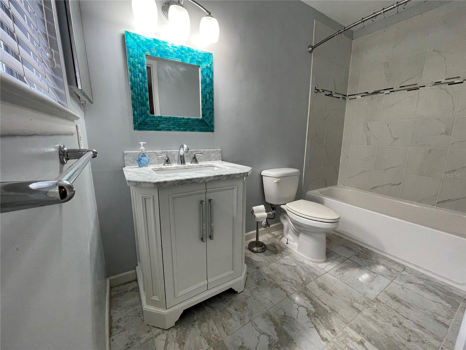 Image 7 of 12 For 710 Raymond Circle