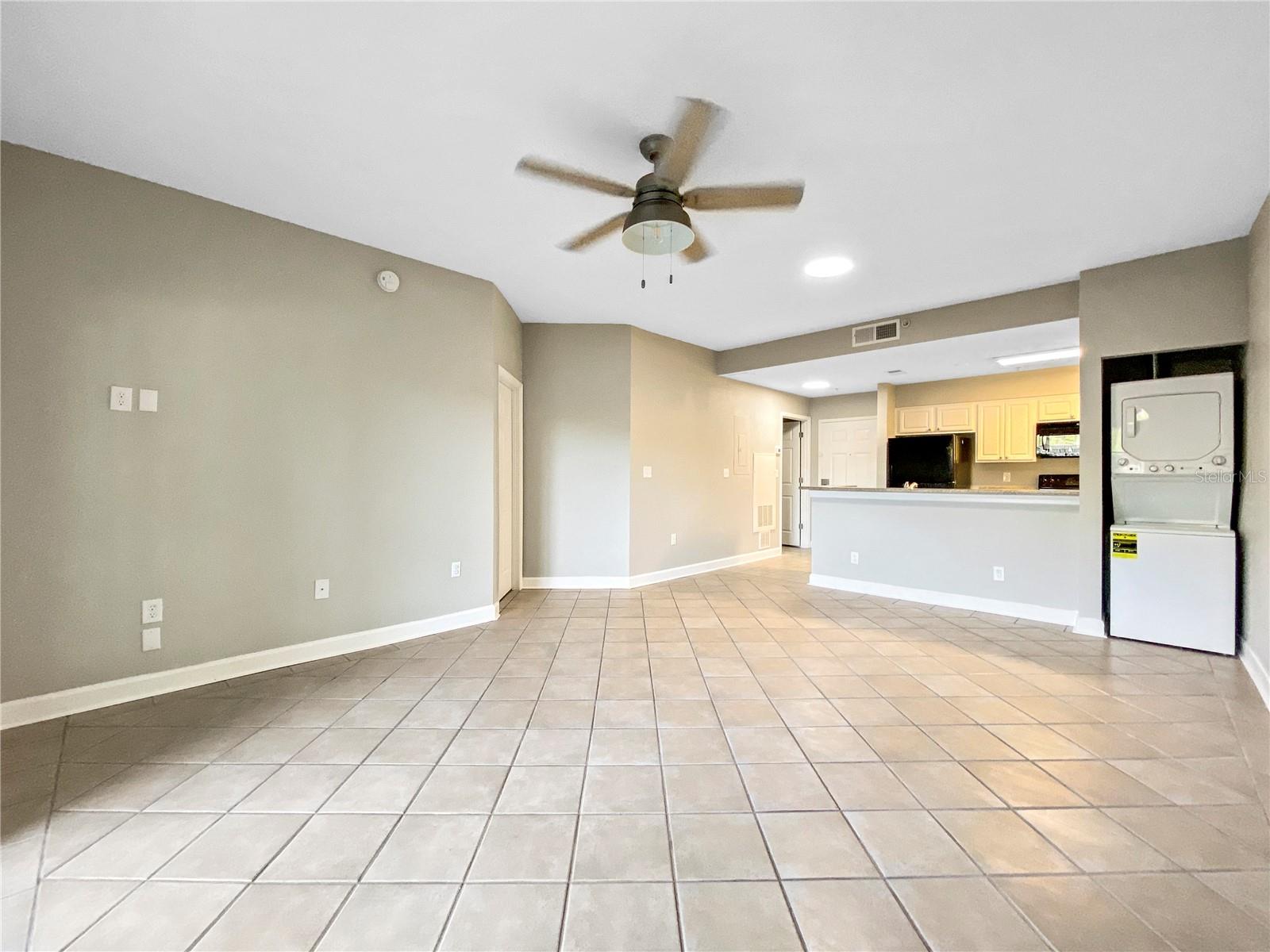 Image 20 of 47 For 7503 Atlantis Way J102