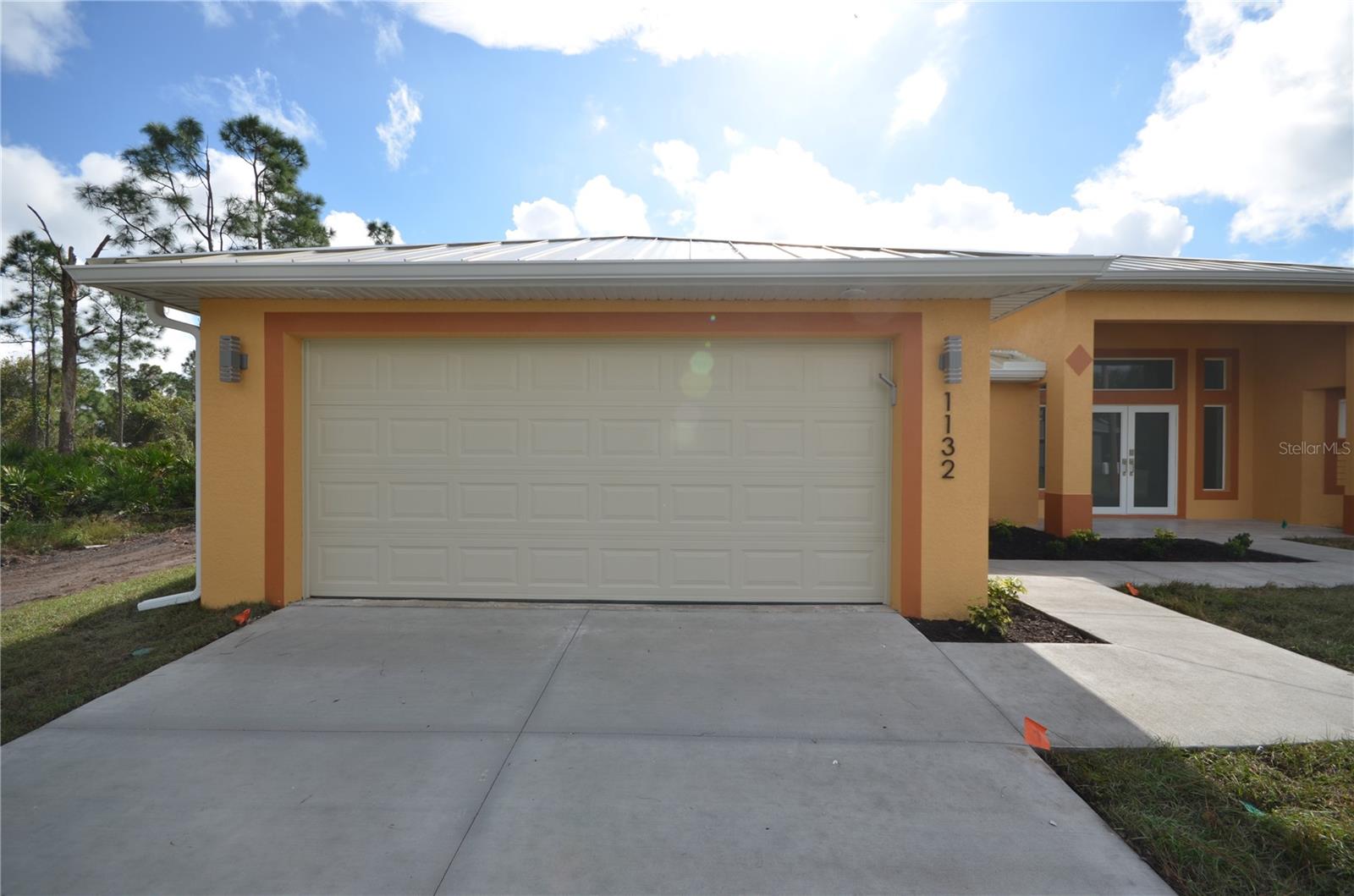 Image 3 of 22 For 1132 Edelweiss Street E