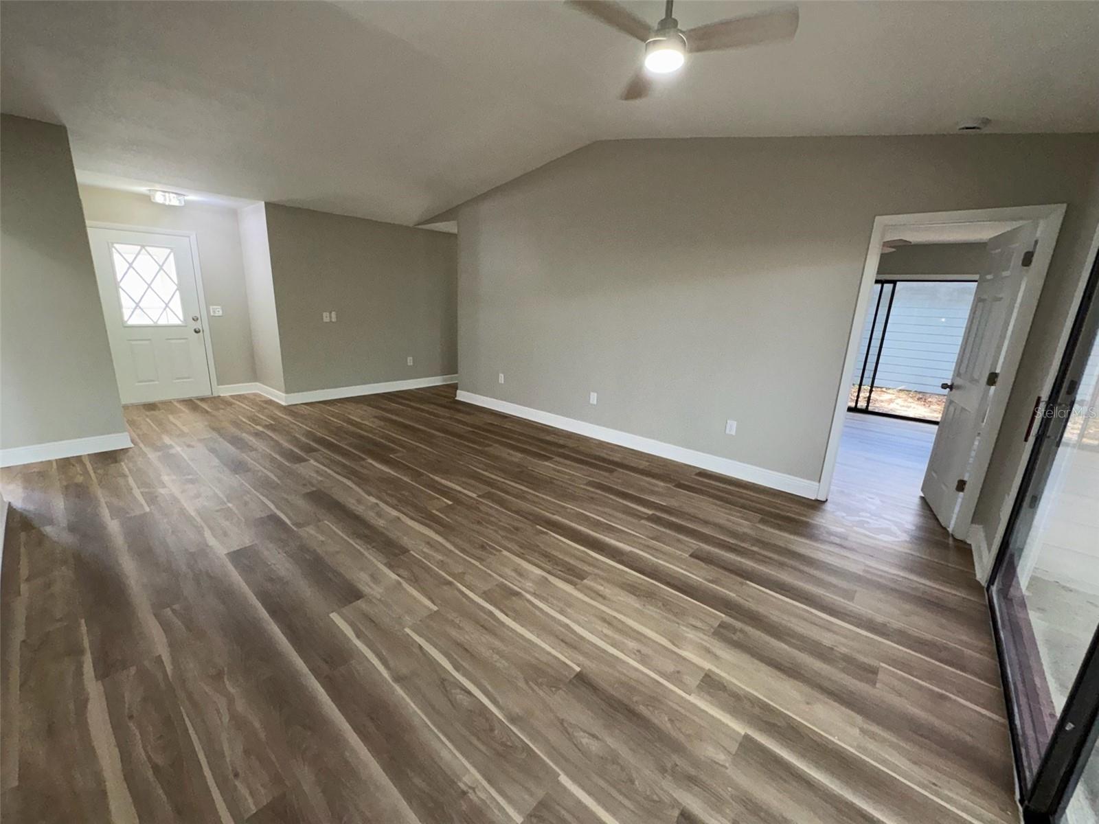Image 3 of 14 For 3063 Curry Woods Drive