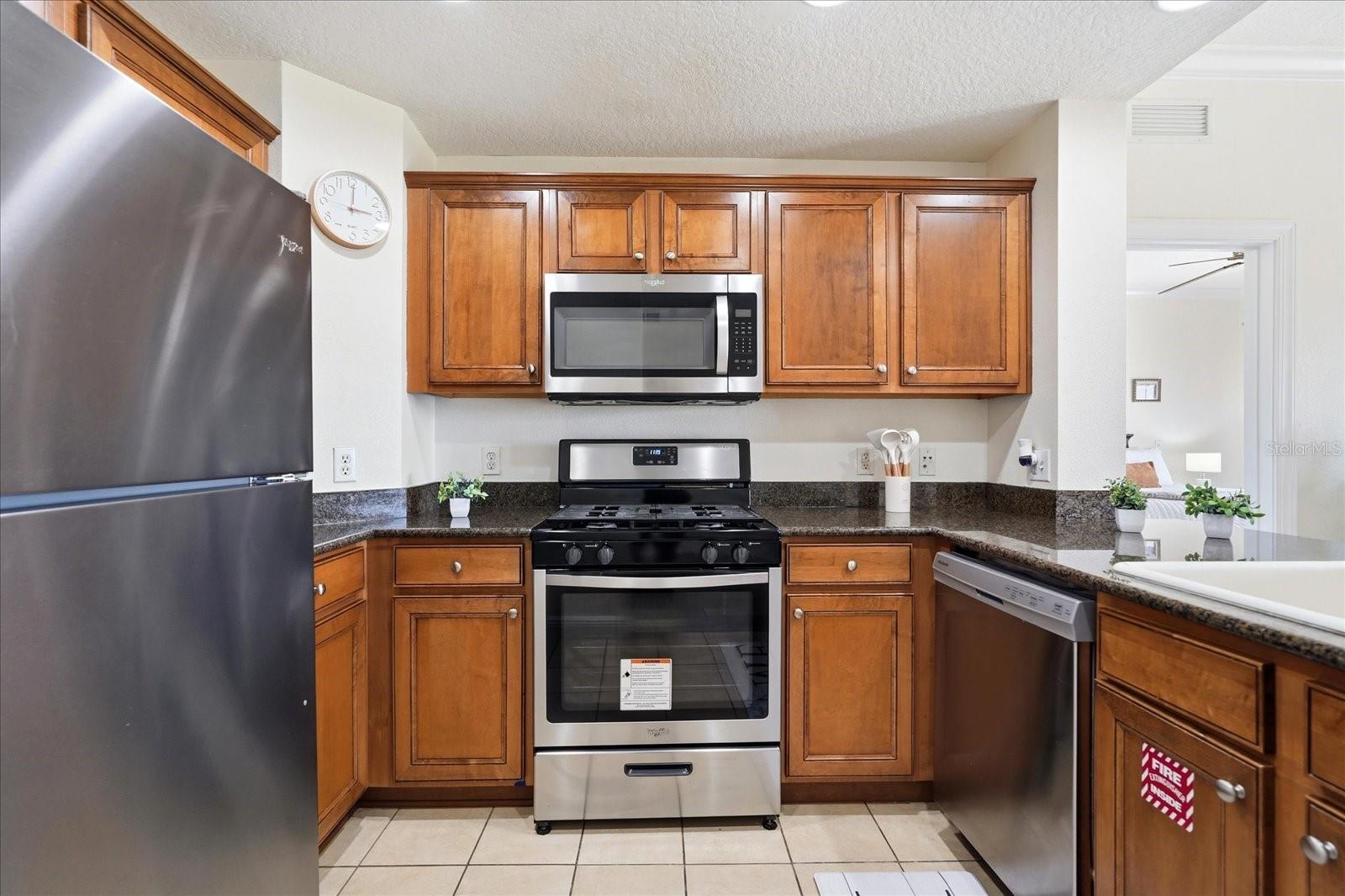 Image 14 of 50 For 7609 Heritage Crossing Way 201