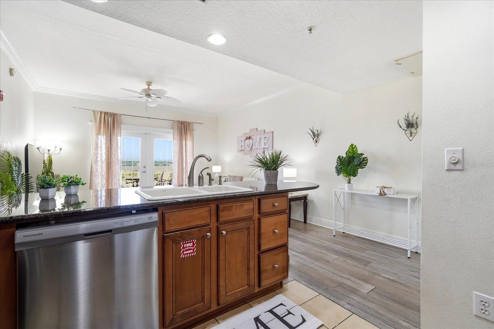 Image 16 of 50 For 7609 Heritage Crossing Way 201