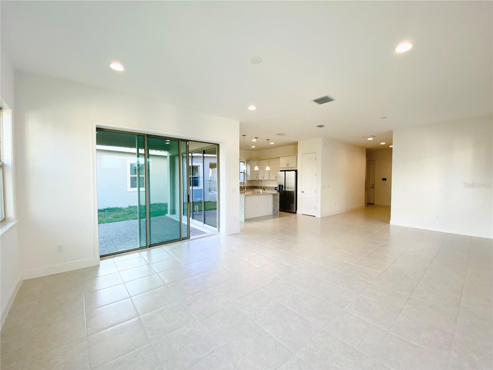 Image 4 of 33 For 13270 Bromborough Drive