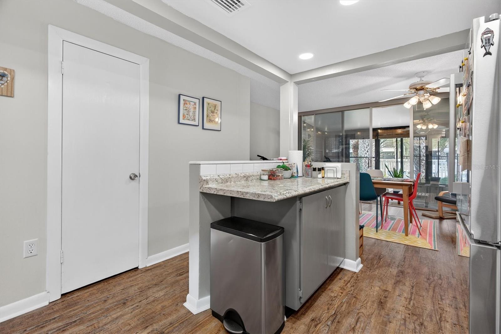 Image 10 of 52 For 5500 Ocean Shore Boulevard Ut63