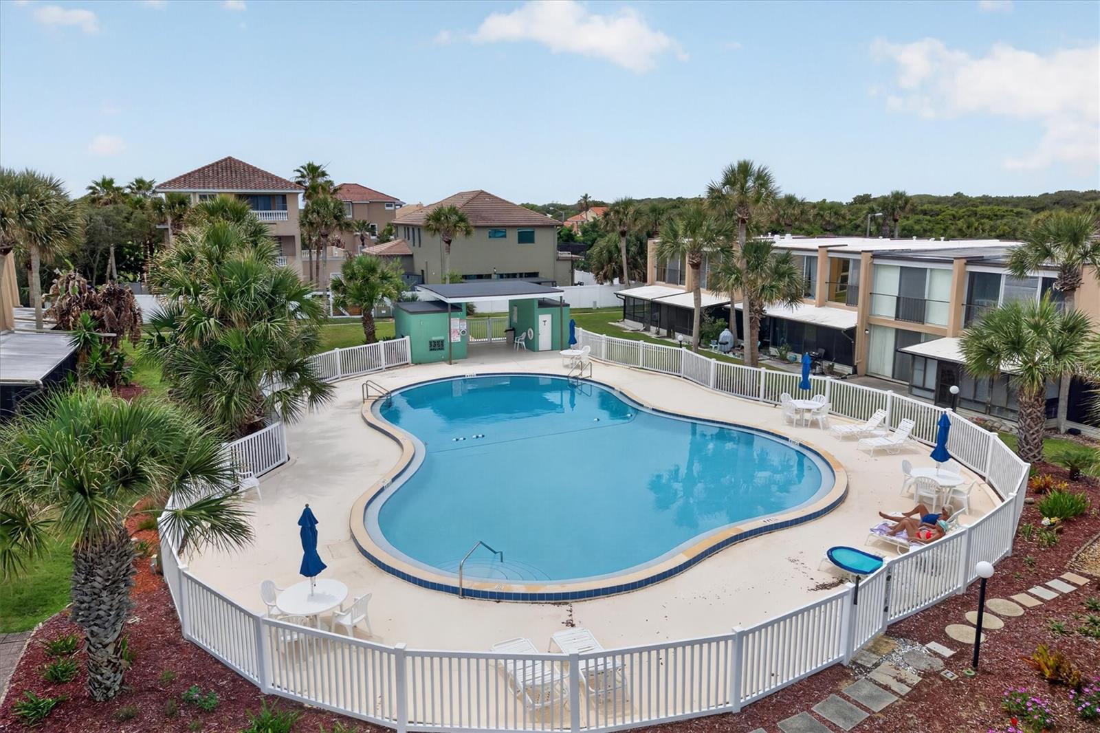Image 37 of 52 For 5500 Ocean Shore Boulevard Ut63