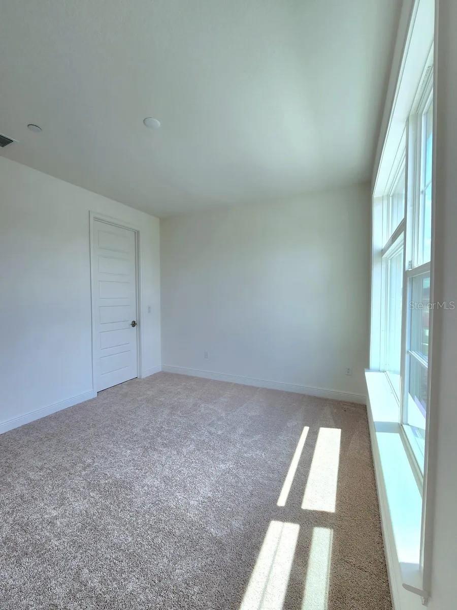Image 11 of 40 For 13647 Larkton Lane
