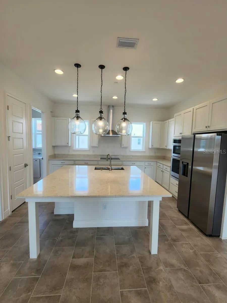 Image 18 of 40 For 13647 Larkton Lane