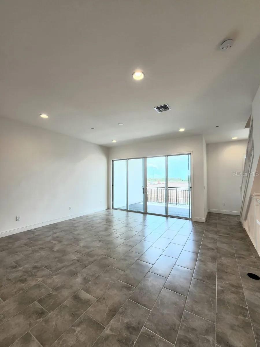 Image 21 of 40 For 13647 Larkton Lane