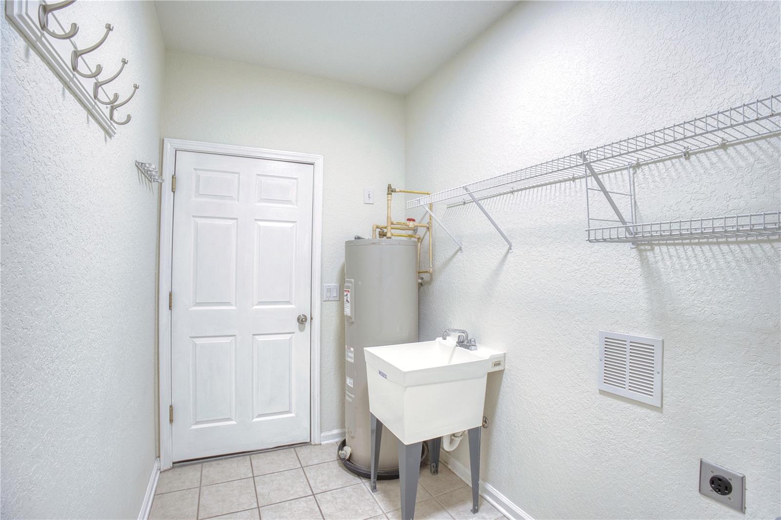 Image 18 of 40 For 7330 Cypress Grove Road 74
