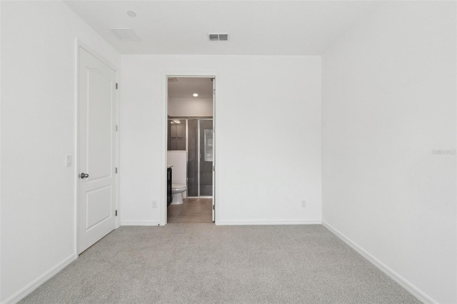 Image 17 of 31 For 13132 Bovet Avenue