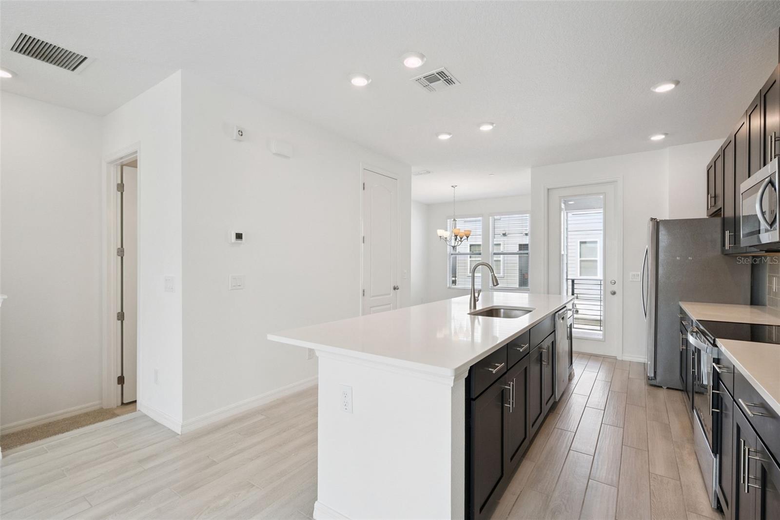 Image 6 of 31 For 13132 Bovet Avenue