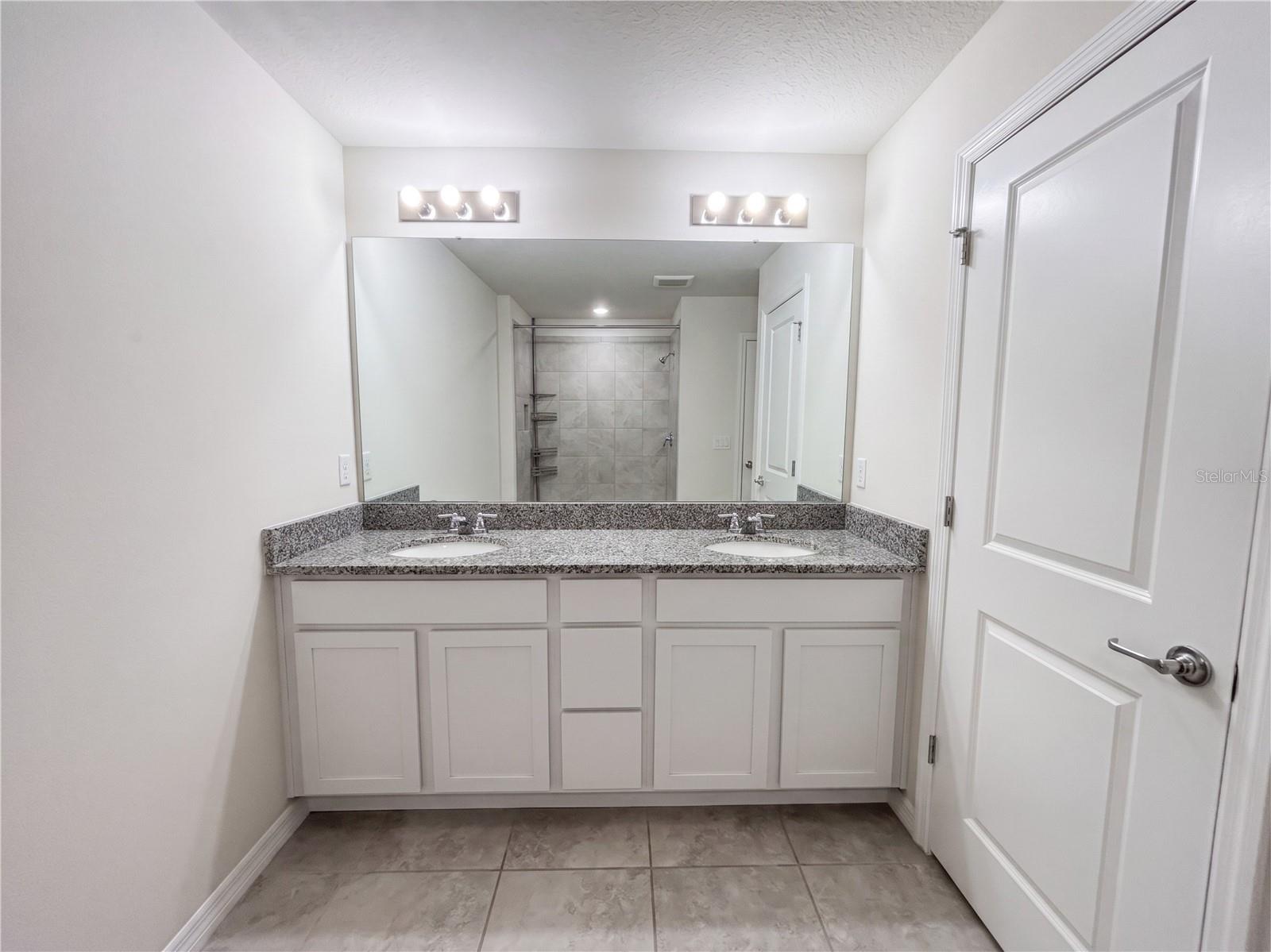 Image 15 of 24 For 4556 Sparkling Shell Avenue