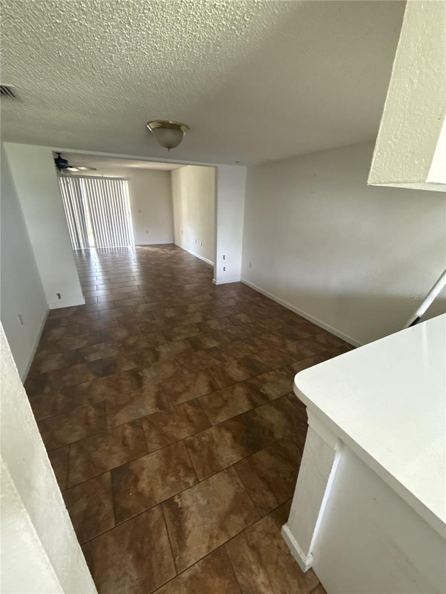 Image 4 of 20 For 4401 Semoran Boulevard 1