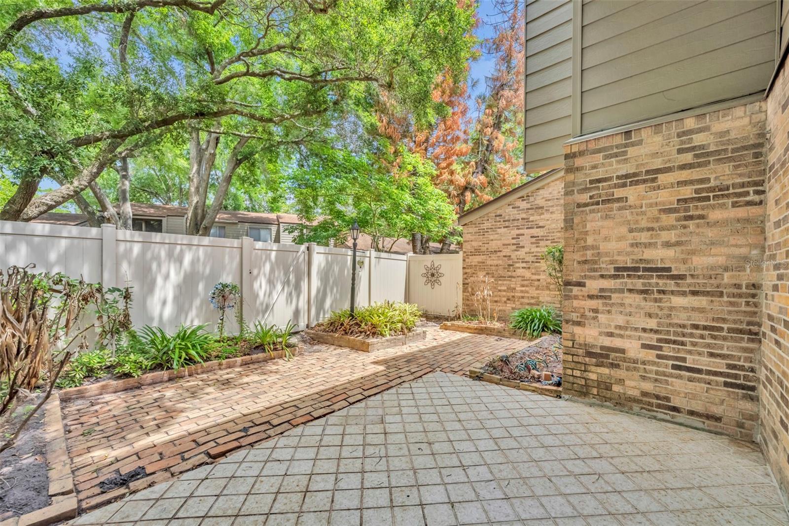 Image 21 of 34 For 497 Oak Haven Drive 497