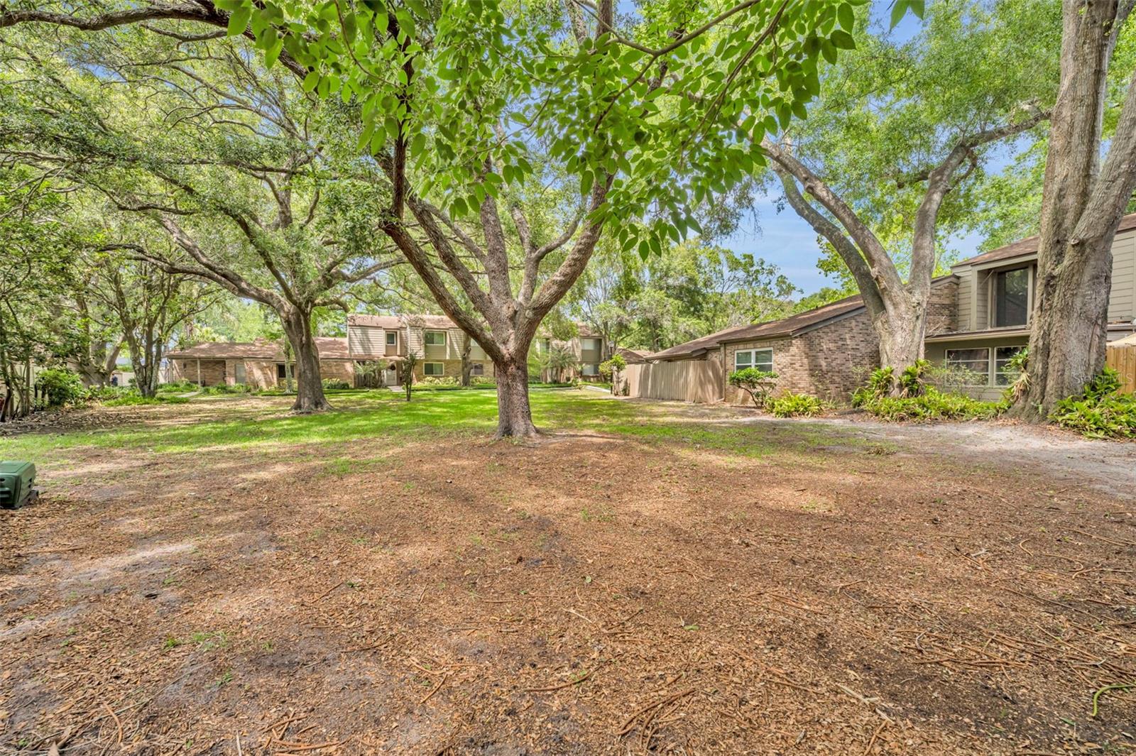 Image 23 of 34 For 497 Oak Haven Drive 497