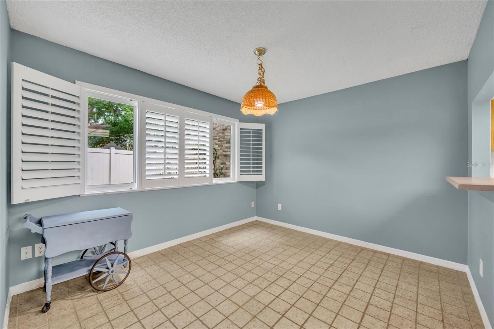 Image 7 of 34 For 497 Oak Haven Drive 497