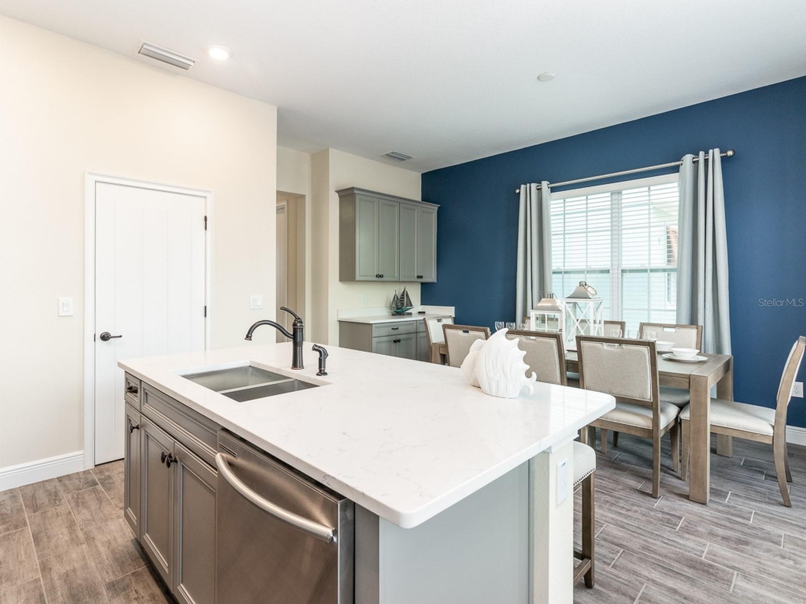 Image 10 of 83 For 8081 Dreamsicle Drive