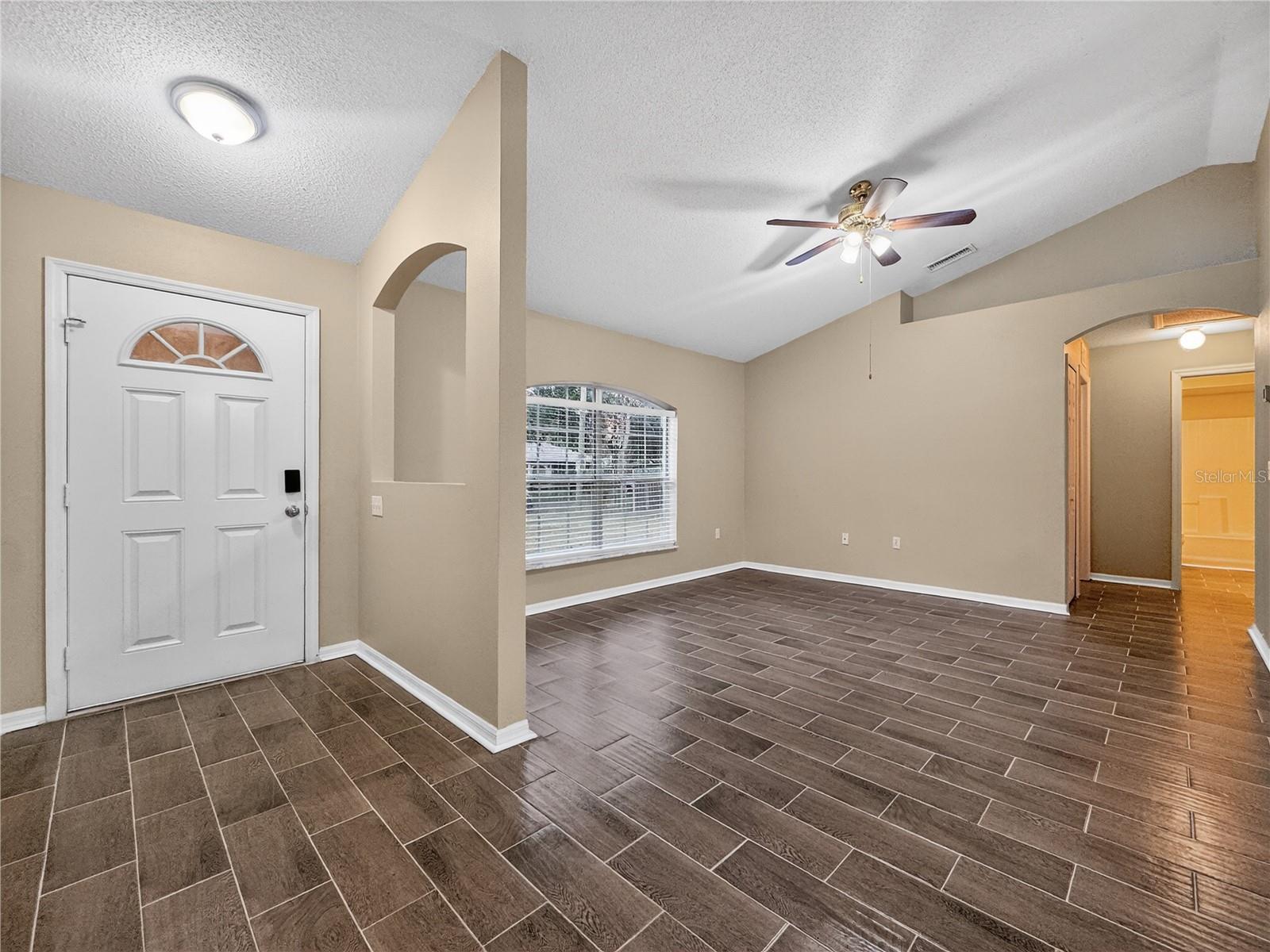 Image 3 of 14 For 835 Lancaster Avenue