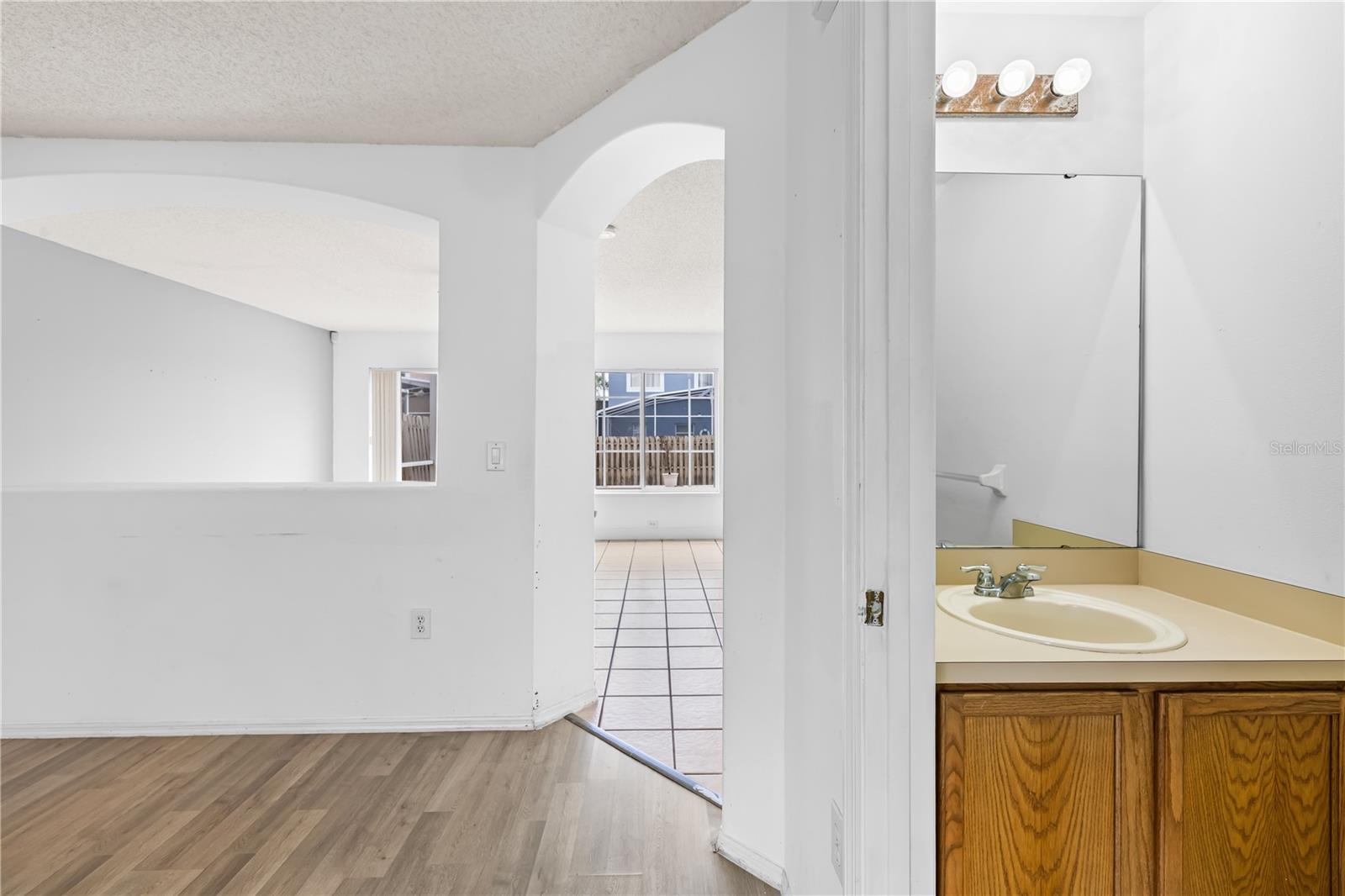 Image 6 of 45 For 1212 Sandbrook Drive