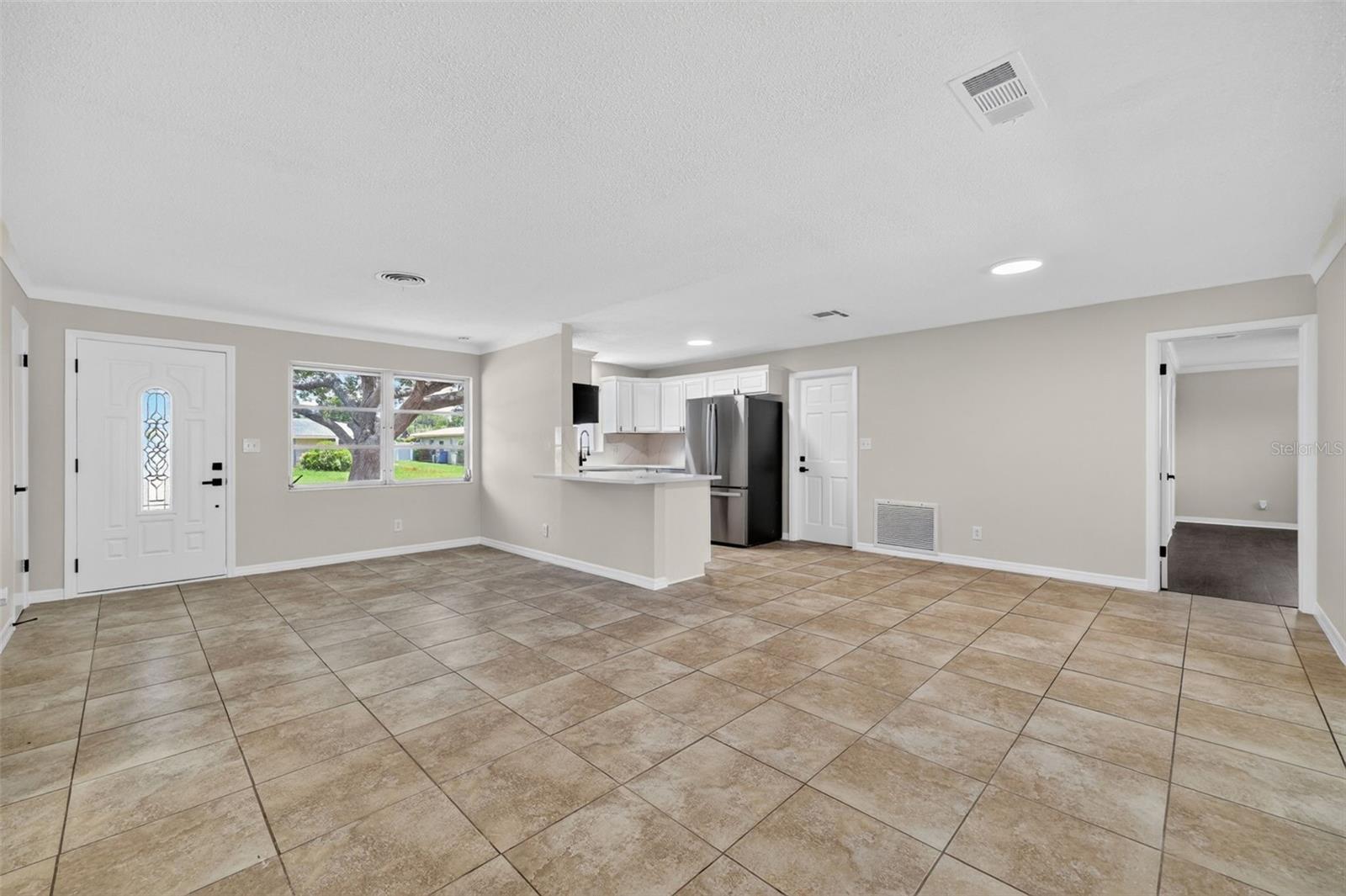 Image 3 of 34 For 6801 17th Street S