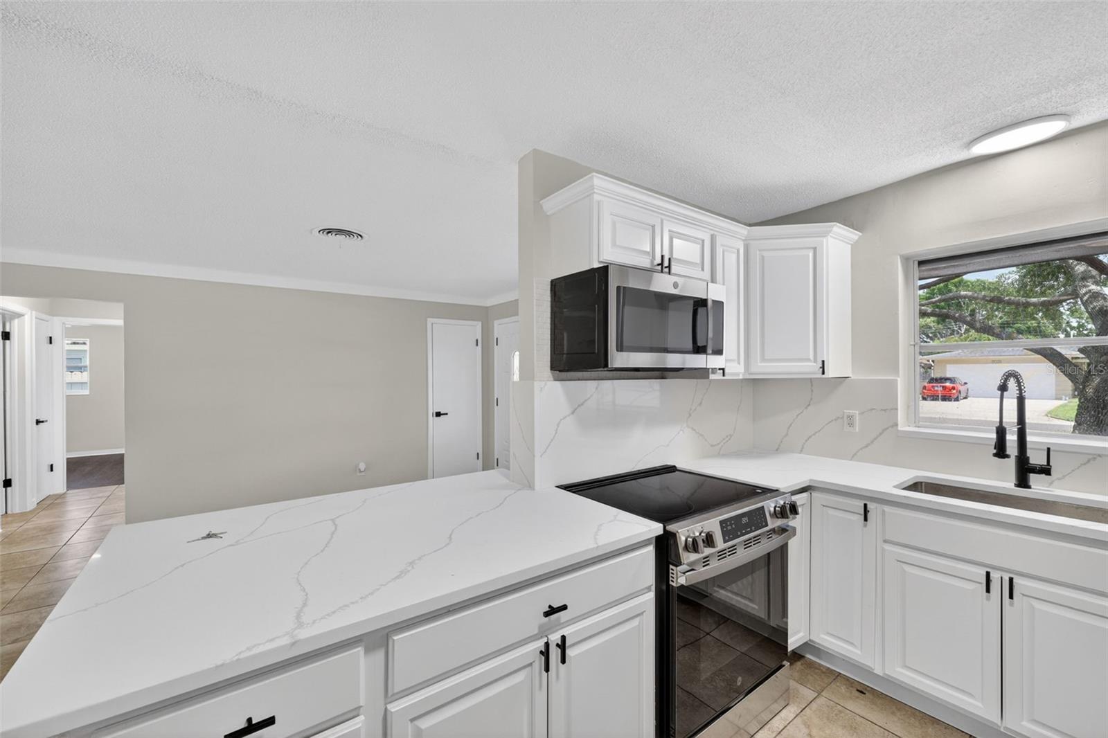 Image 5 of 34 For 6801 17th Street S
