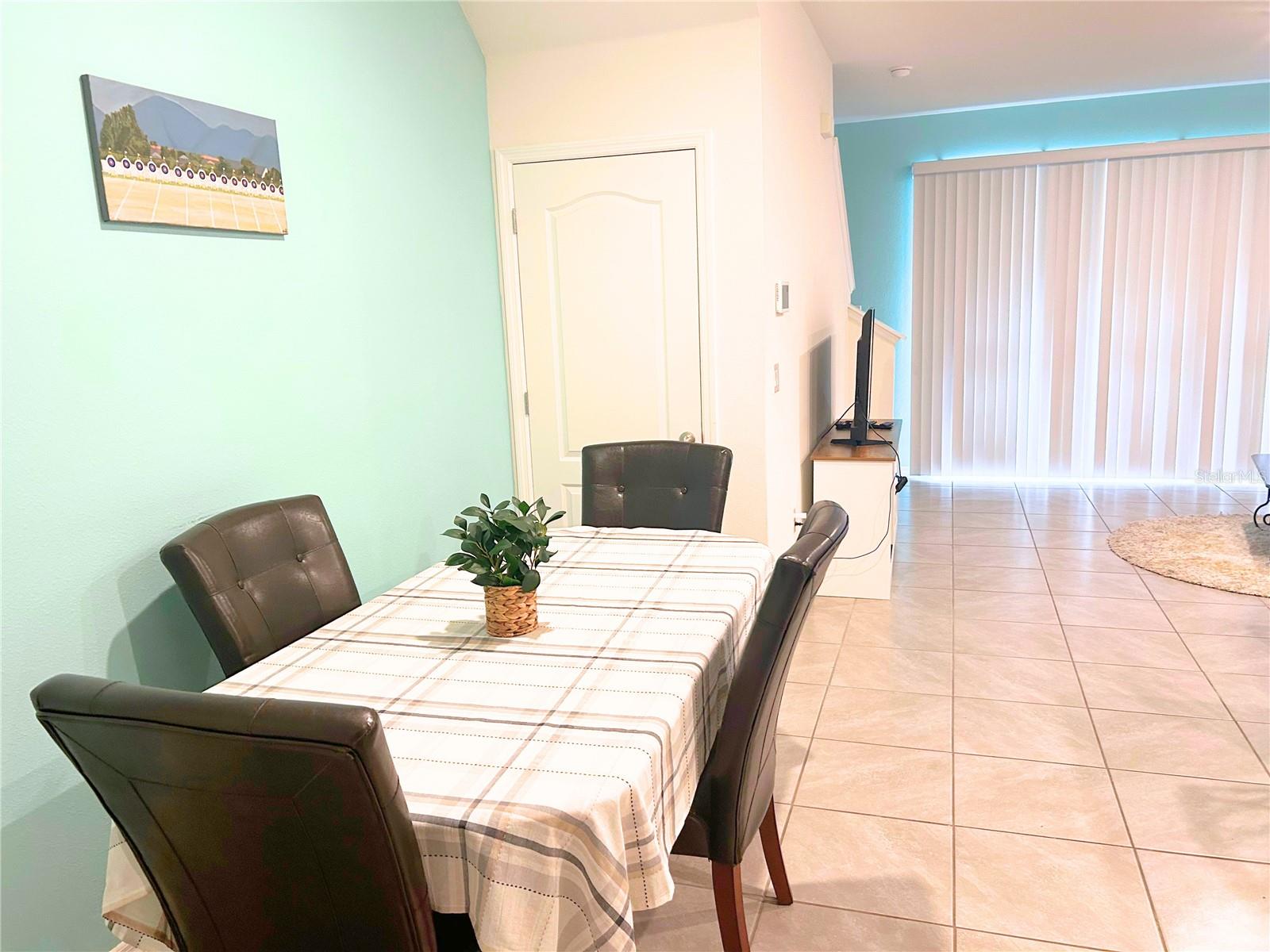 Image 3 of 8 For 305 Feltrim Reserve Boulevard