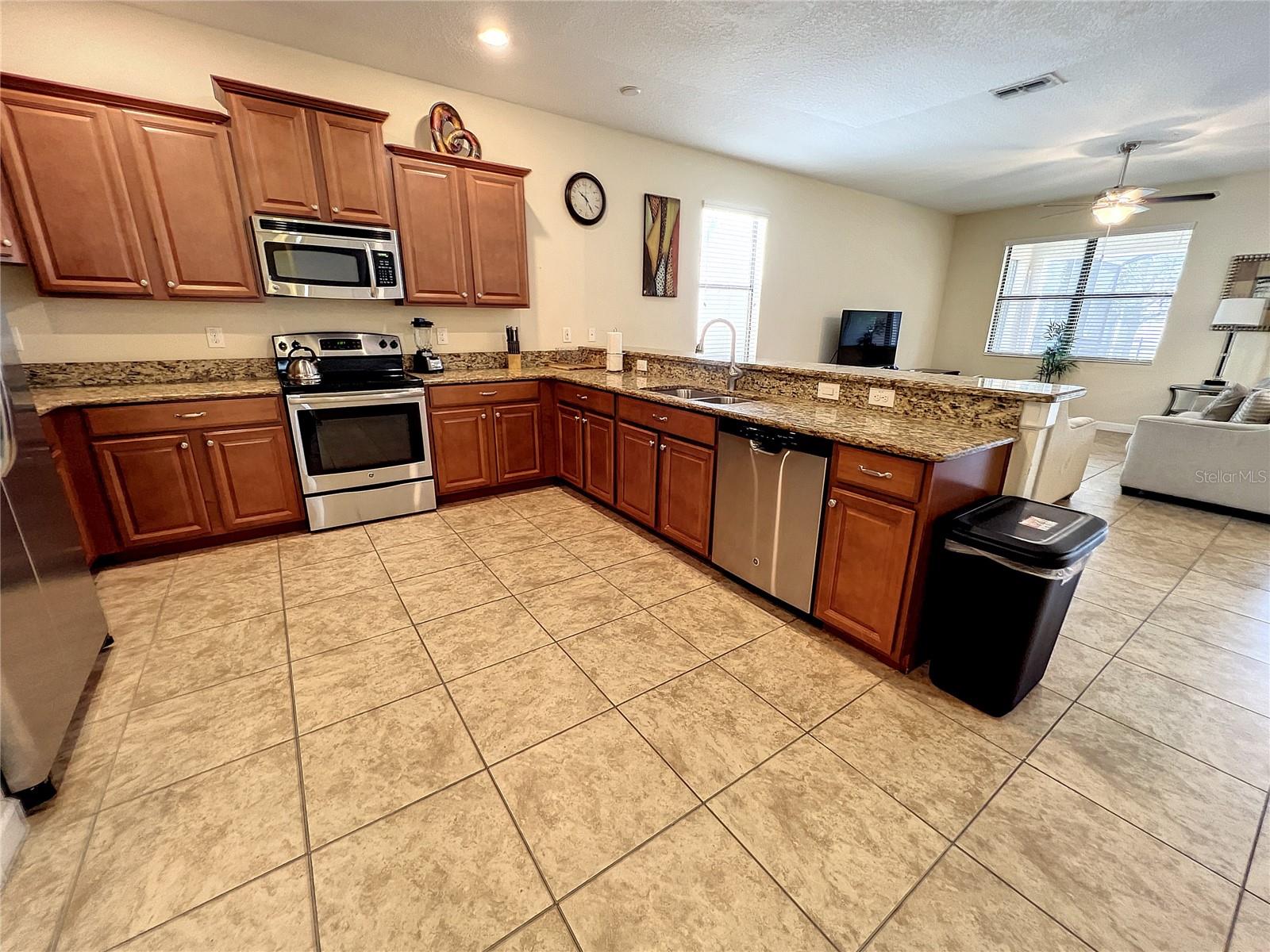Image 6 of 30 For 1453 Myrtlewood Street