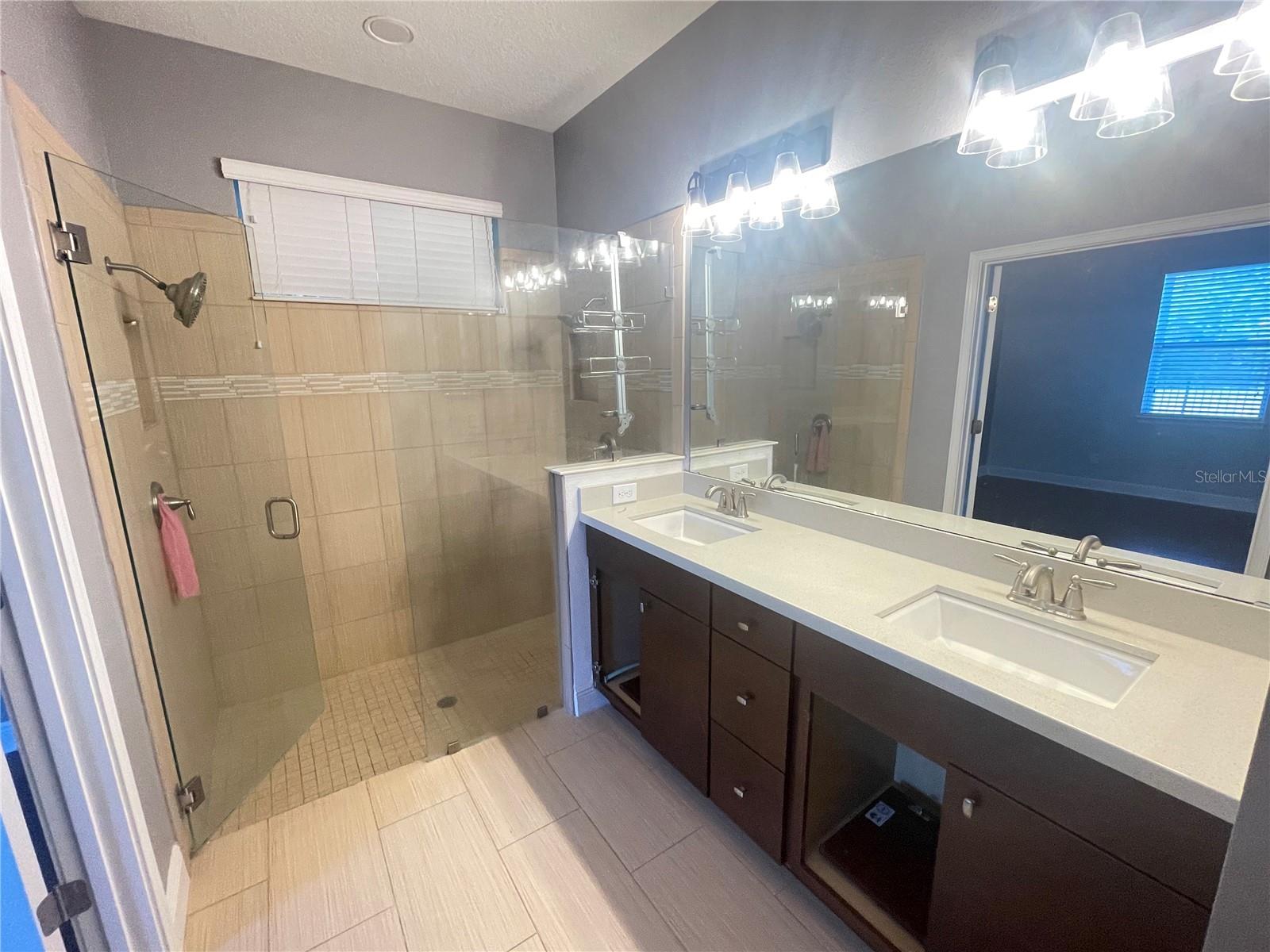 Image 10 of 15 For 8117 Jailene Drive