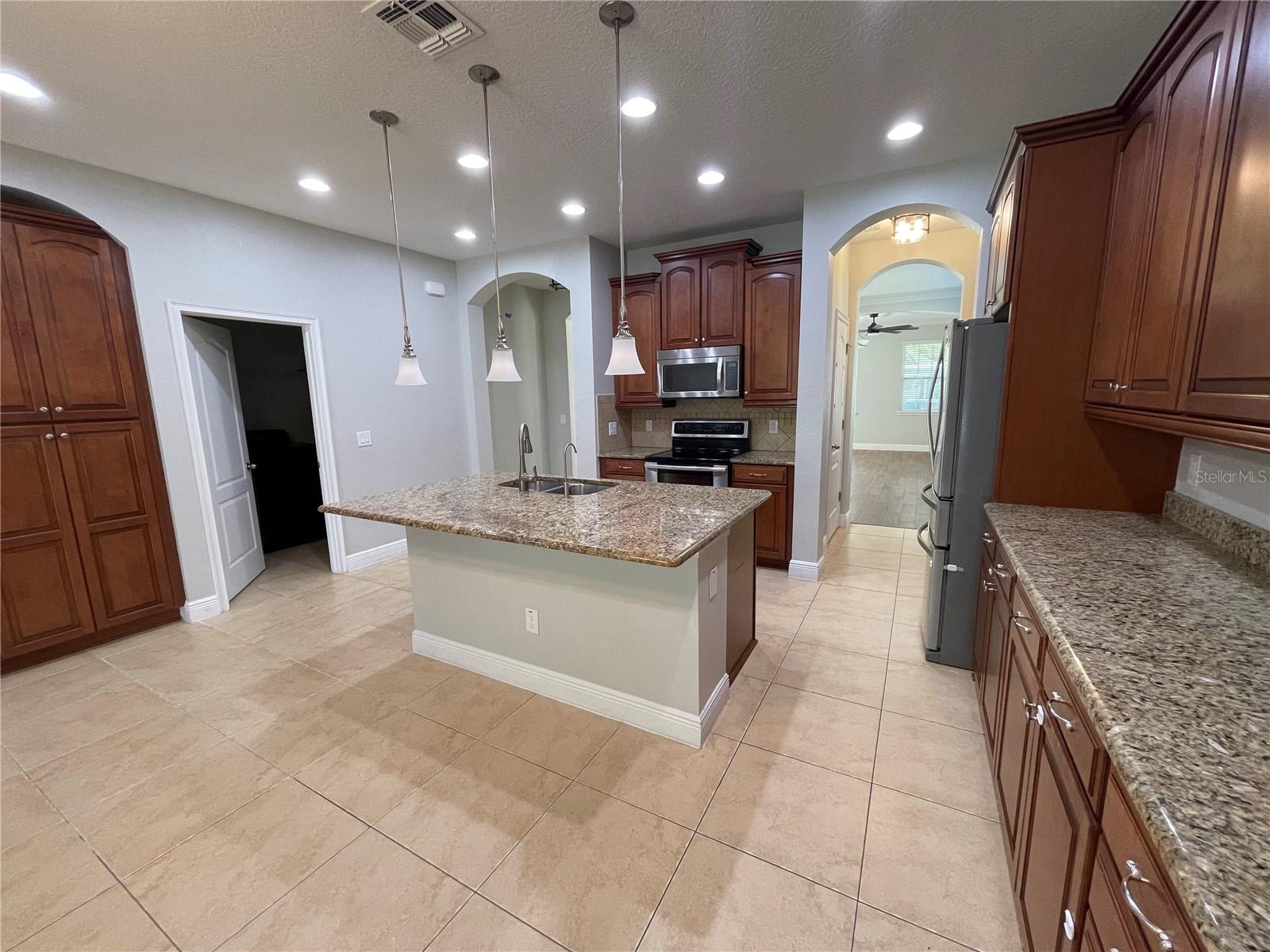 Image 12 of 15 For 8117 Jailene Drive