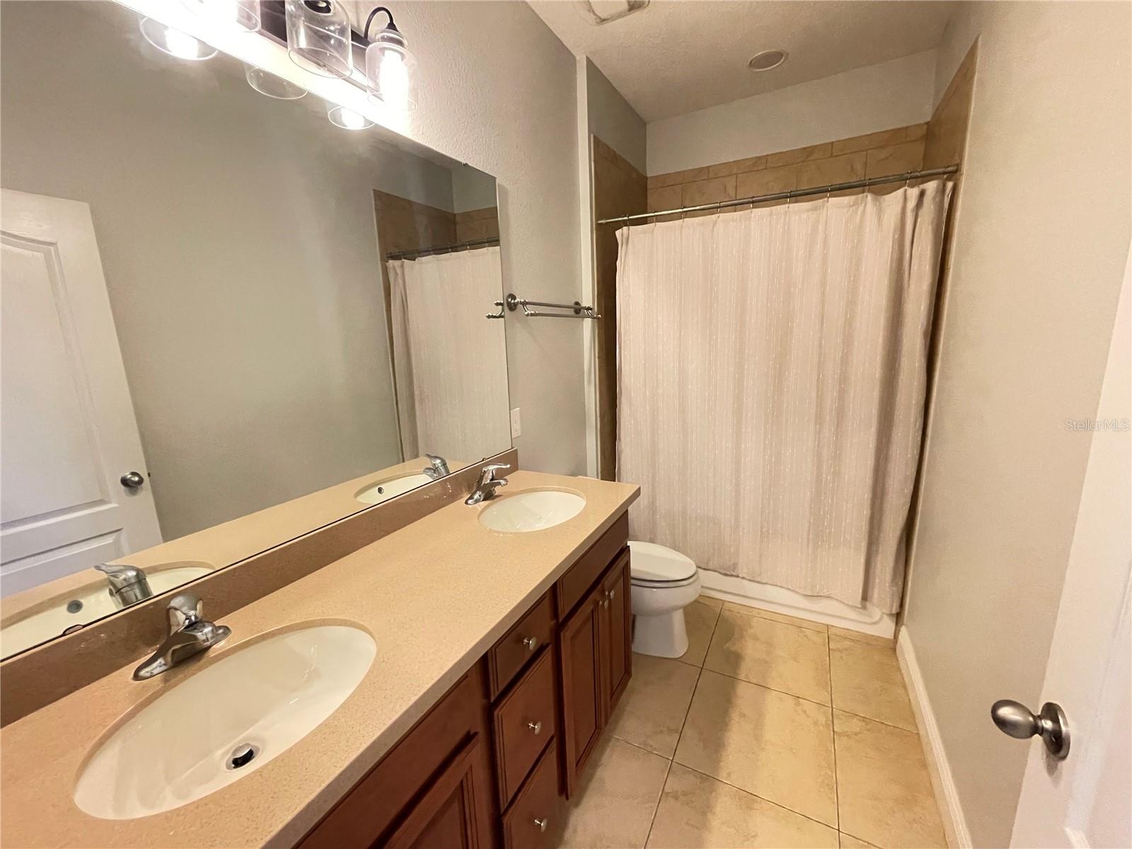 Image 14 of 15 For 8117 Jailene Drive