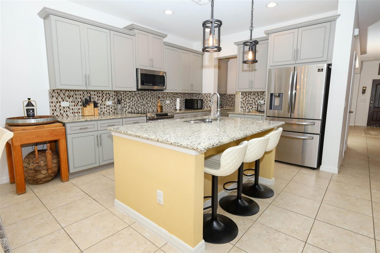Image 13 of 77 For 5232 Villa Rosa Avenue