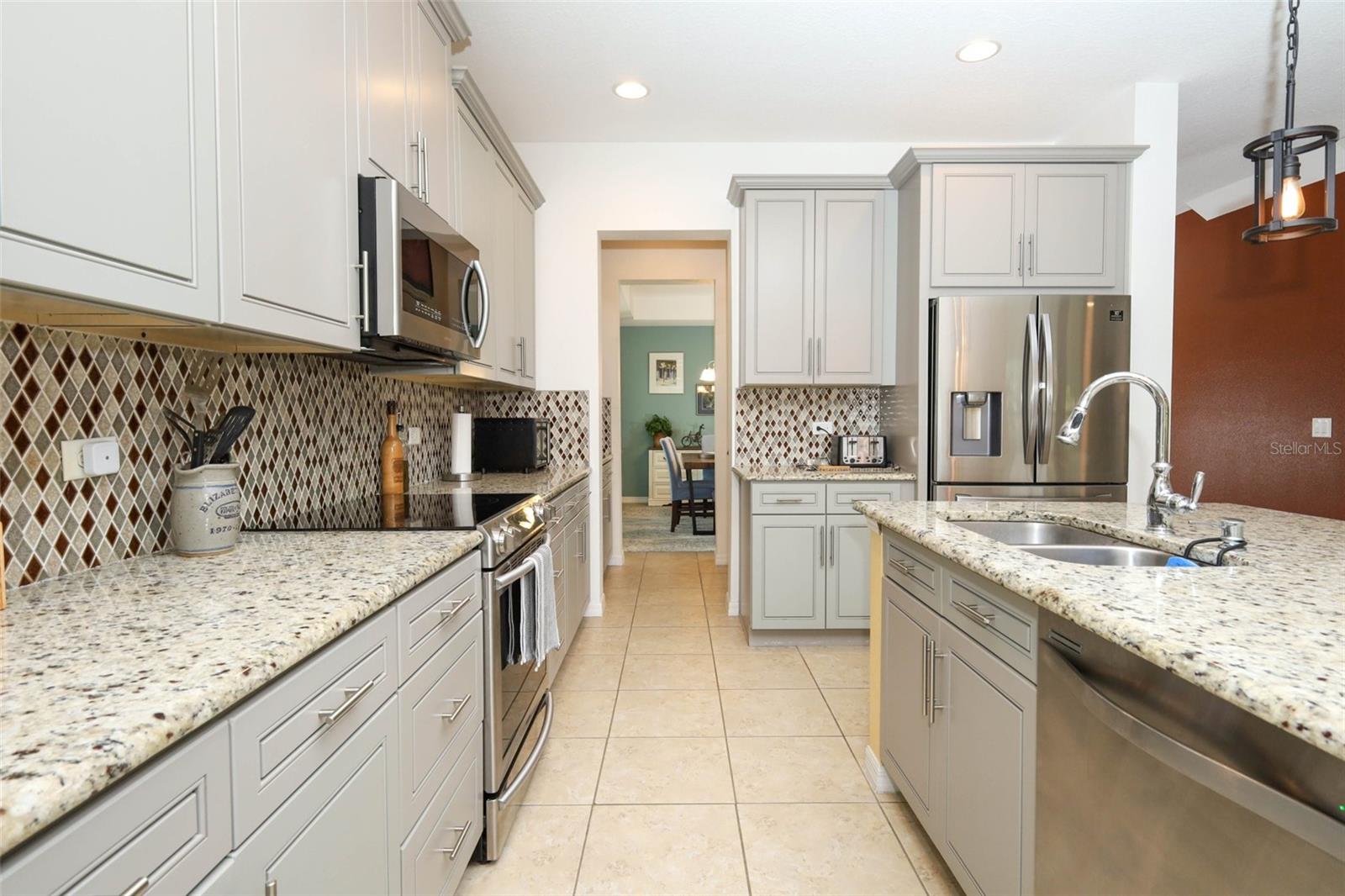 Image 14 of 77 For 5232 Villa Rosa Avenue