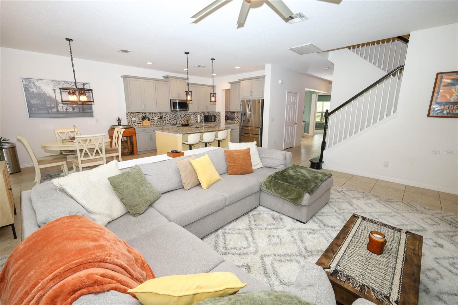 Image 18 of 77 For 5232 Villa Rosa Avenue