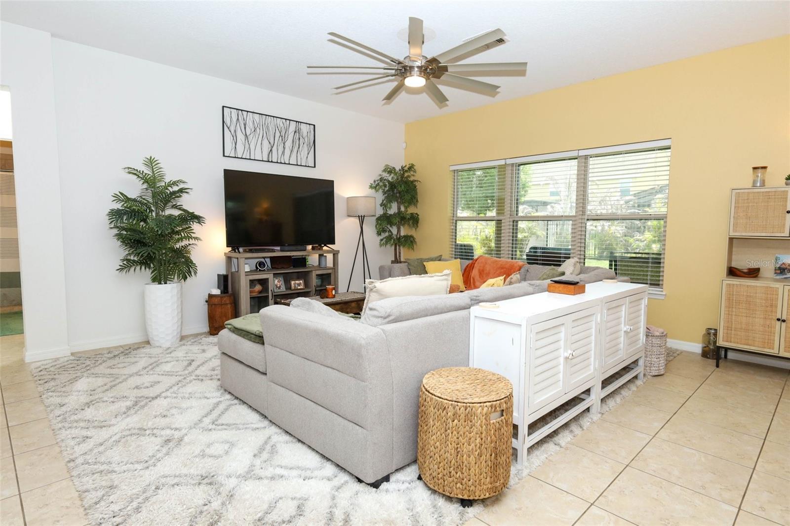 Image 20 of 77 For 5232 Villa Rosa Avenue