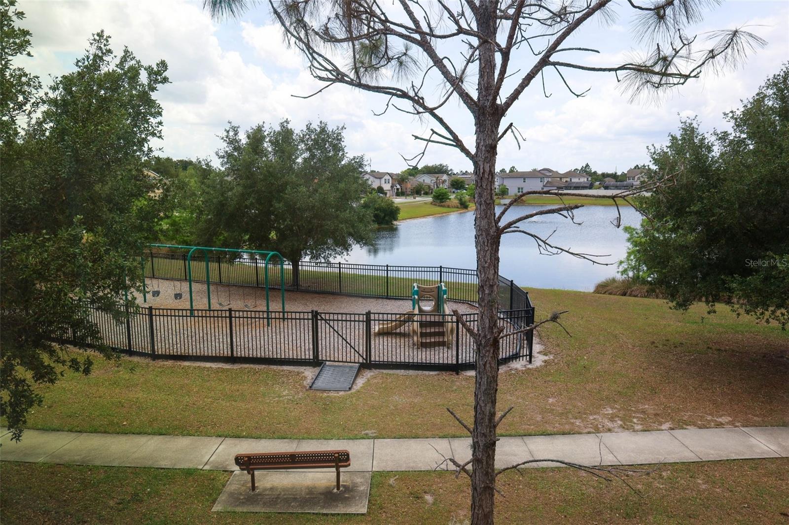 Image 32 of 77 For 5232 Villa Rosa Avenue