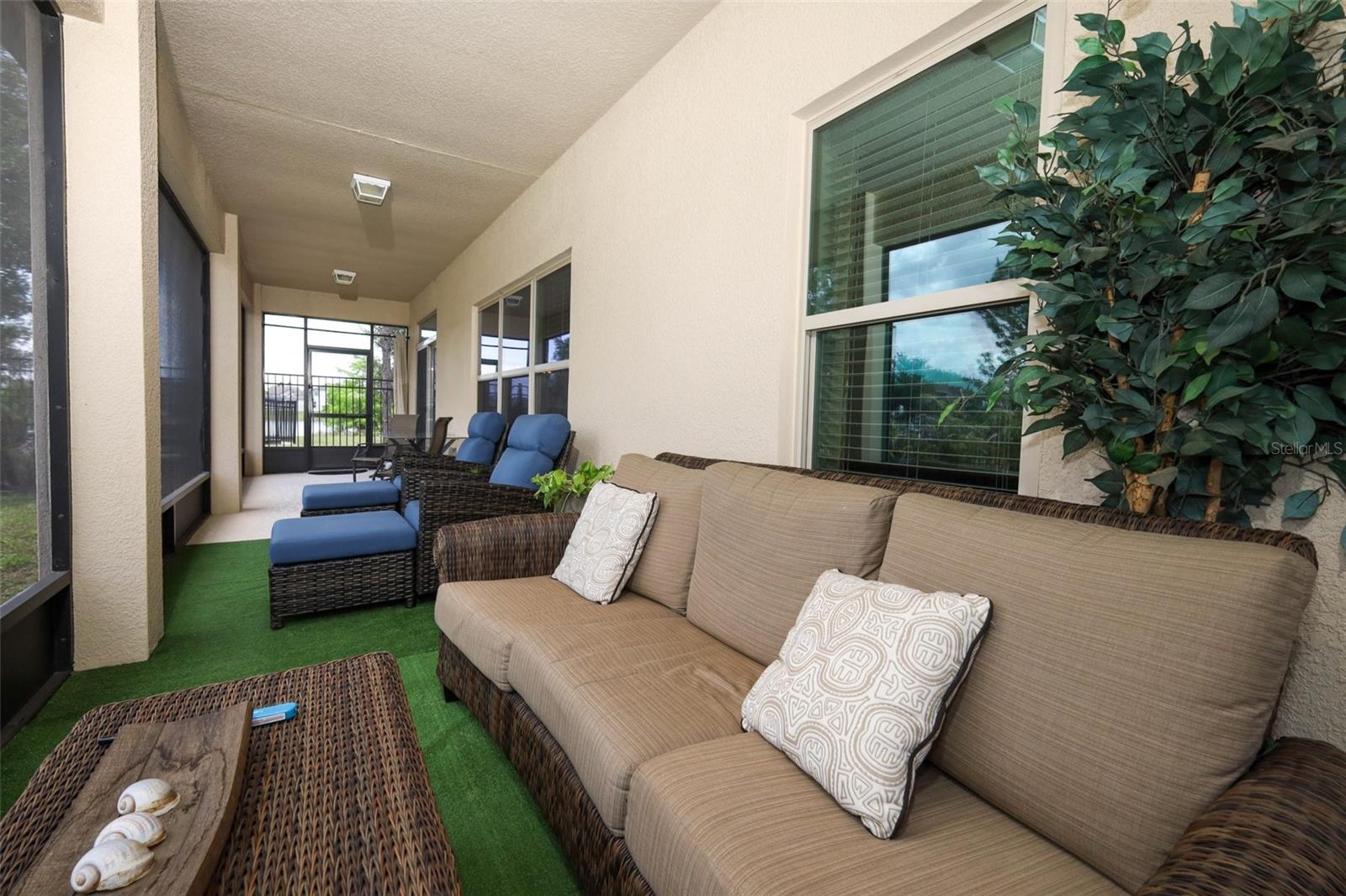 Image 49 of 77 For 5232 Villa Rosa Avenue