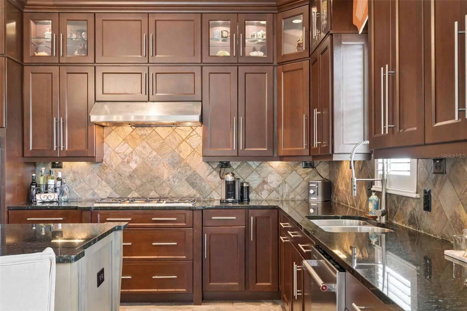 Image 46 of 73 For 1515 Lake Whitney Drive