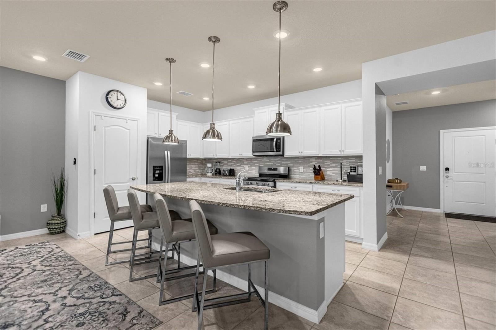 Image 16 of 26 For 7542 Oak Spring Lane