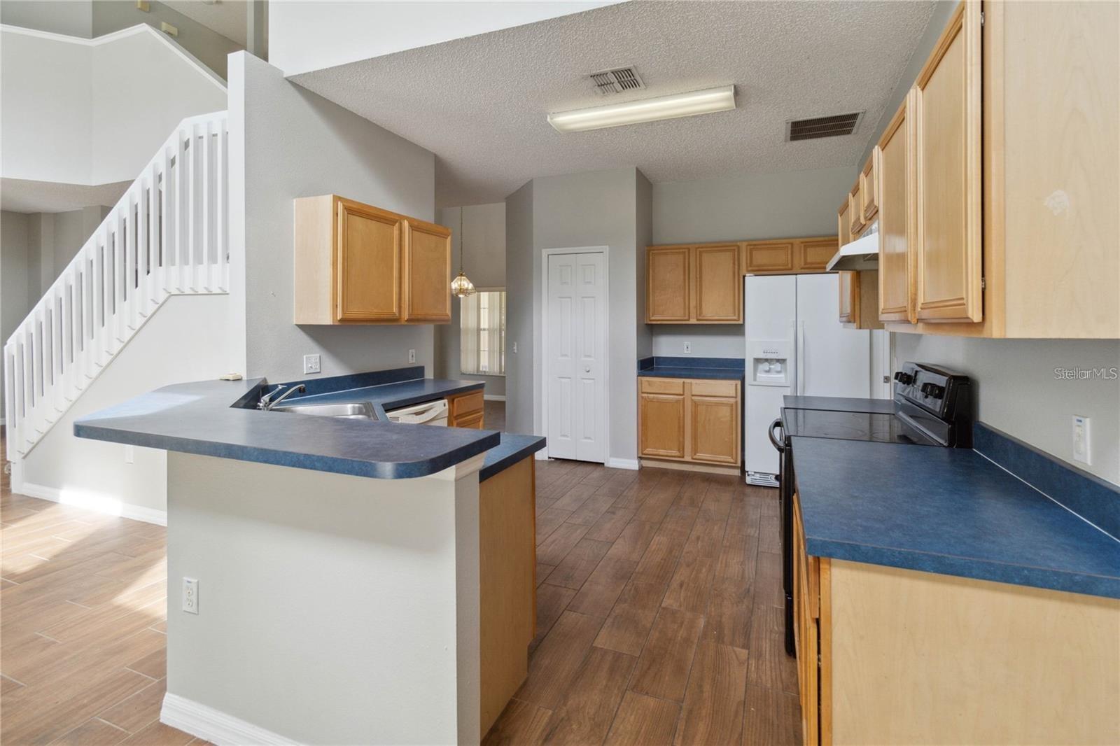 Image 3 of 4 For 5411 Dahlia Reserve Drive