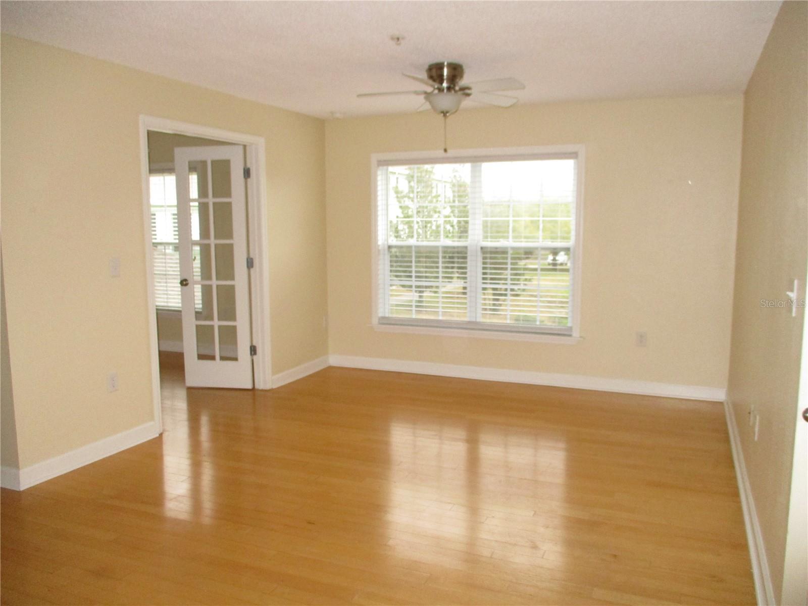Image 5 of 18 For 2065 Dixie Belle Drive N
