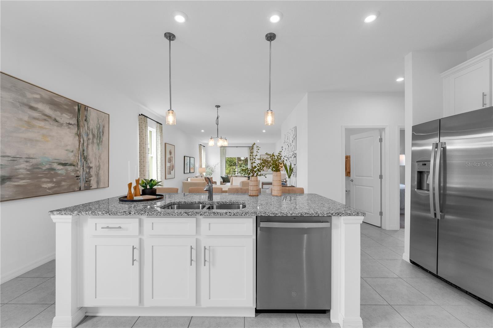 Image 13 of 31 For 866 Castleford Avenue Ne